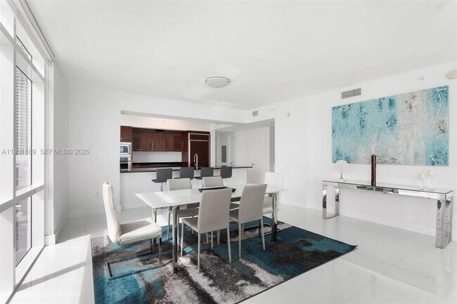 Building Photo - 3951 S Ocean Dr