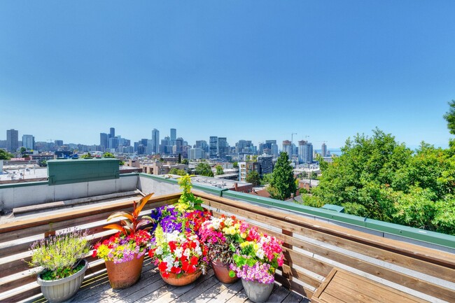 Building Photo - Capitol Hill Urban Living