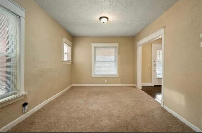 Building Photo - 3815 Baltimore Ave