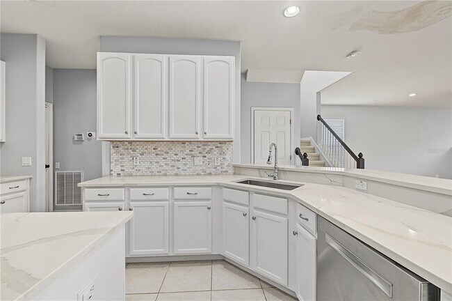 Building Photo - 2309 Messenger Cir