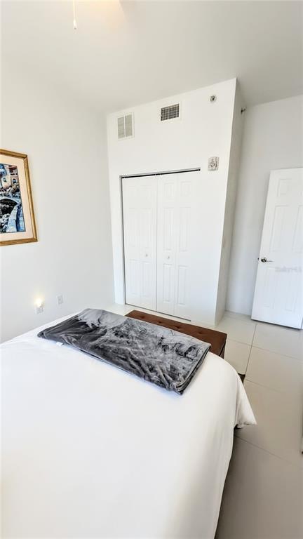 Building Photo - 1064 N Tamiami Trl