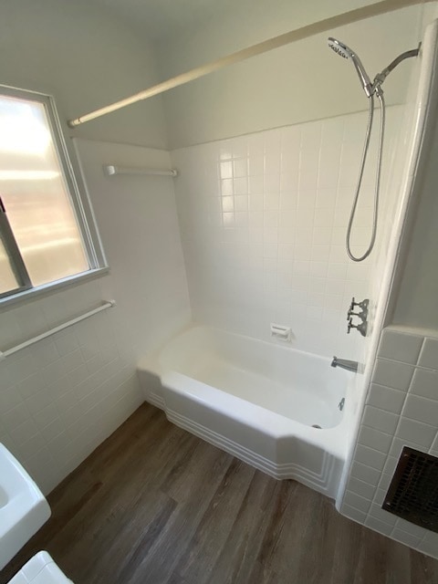Building Photo - Single Family Home Available for Rent