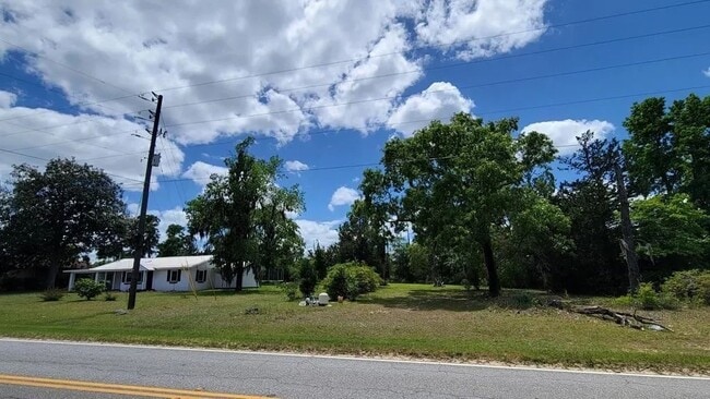 Building Photo - 3963 Trudie Rd
