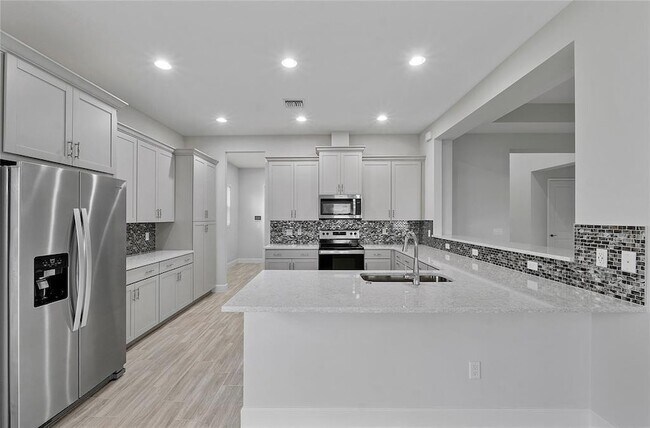 Building Photo - 5218 Liberty Ln