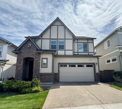 Building Photo - 16858 SW Larkspring Ln