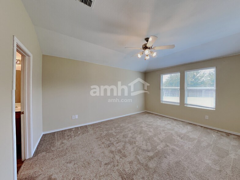 Building Photo - 101 Long Prairie Dr
