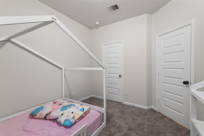 Building Photo - 3318 Brushy Marsh Dr