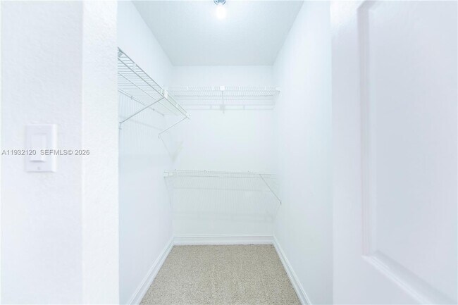 Building Photo - 1155 Coral Club Dr