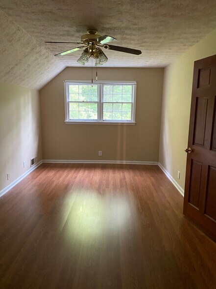 Building Photo - 3300 Evans Mill Rd