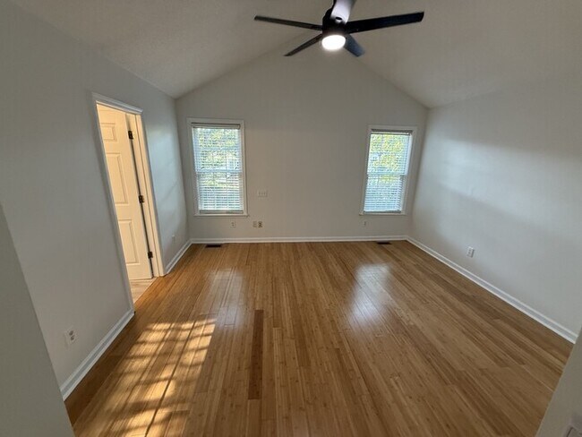 Building Photo - 304 Aqua Marine Ln