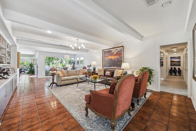 Building Photo - 614 Saddlewood Ln