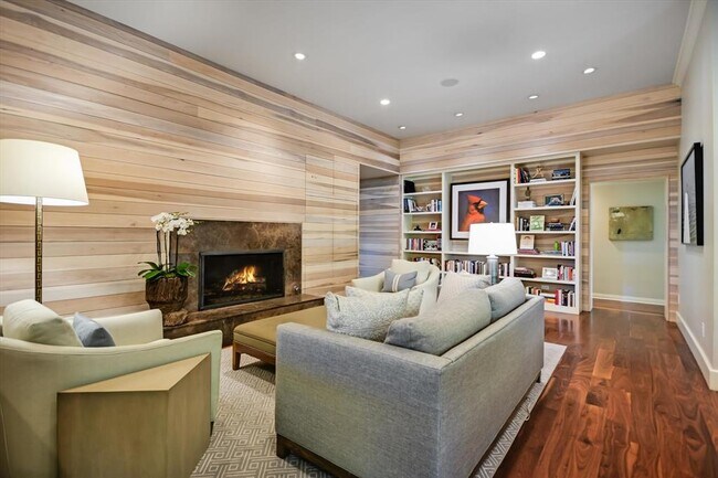 Building Photo - 3423 Mt Barker Dr