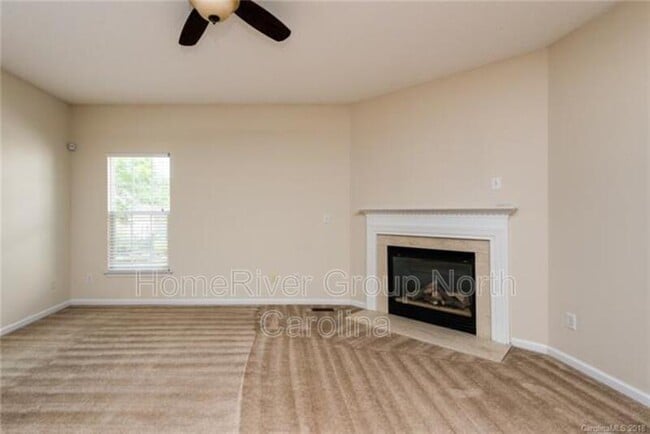 Building Photo - 9706 Ashburton Dr