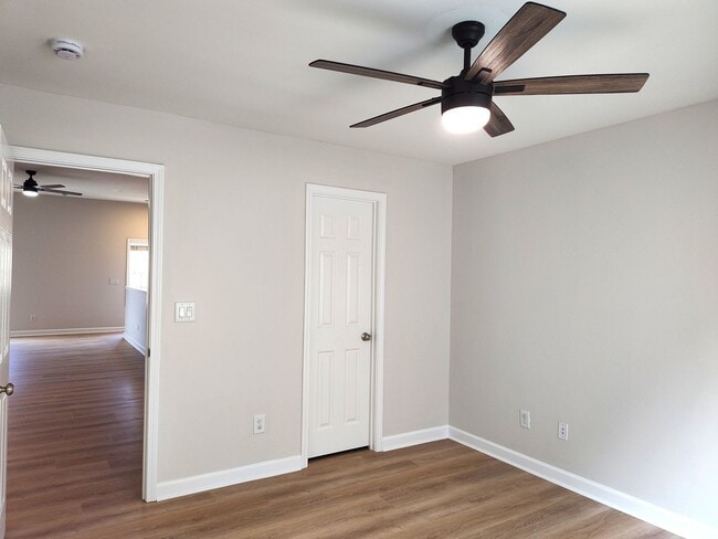 Building Photo - Stunning 2 Story, 4 Bedroom, 4.5 Bath Home Located in the Bridgemill Community in SC!