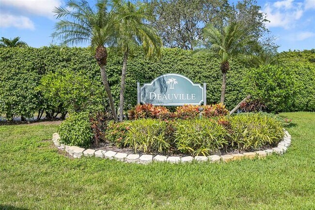 Building Photo - 14773 Cumberland Dr