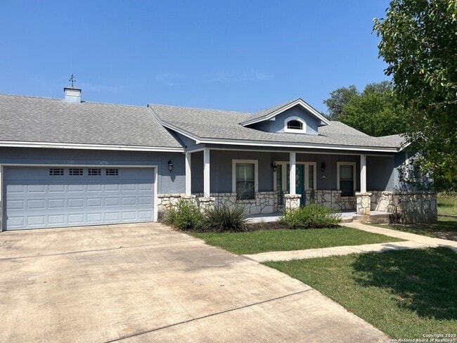 Building Photo - 1835 White Tail Ln