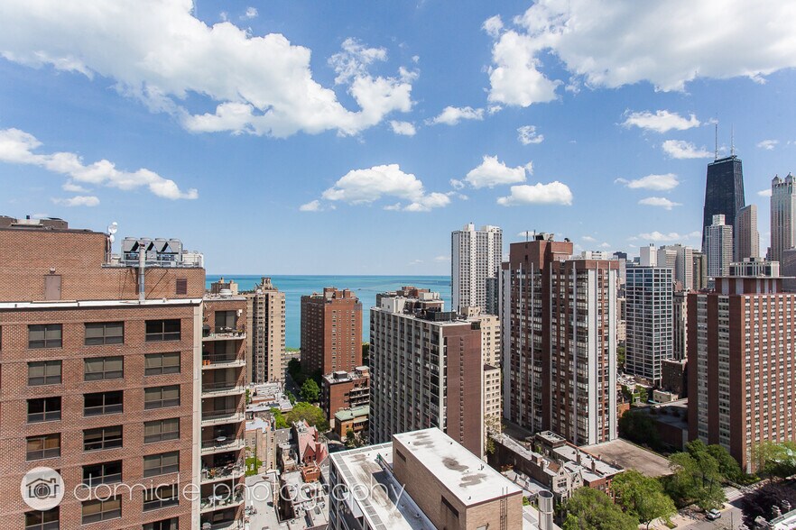 Building Photo - 1415 N Dearborn St