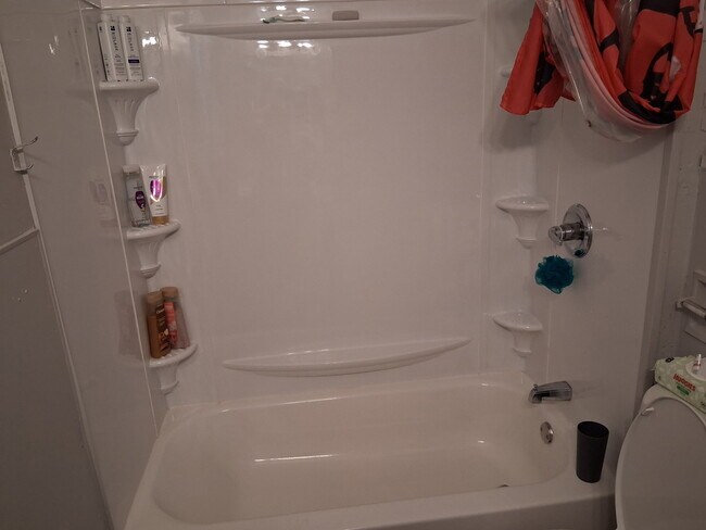 Building Photo - 1518 7th Ave