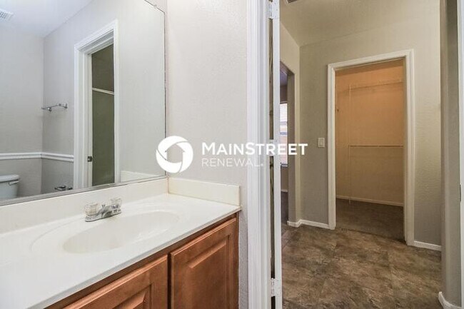 Building Photo - 4 Bedroom Pet-Friendly Home in San Tan Valley, AZ with Main Street Renewal
