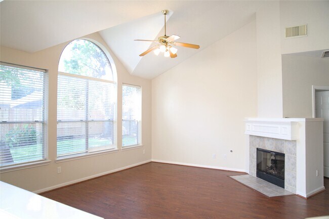 Building Photo - 4107 Amber Trace Ct