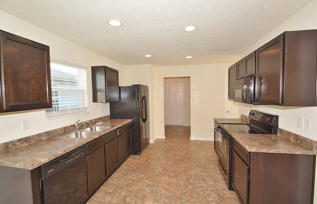 Building Photo - 8341 Sansa St