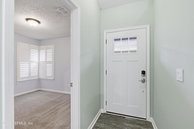 Building Photo - 1662 Evans Dr S