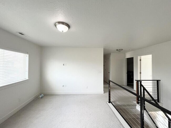 Building Photo - 9729 Fira Ln
