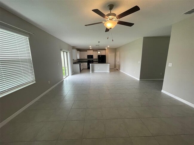 Building Photo - 10232 Bright Crystal Ave