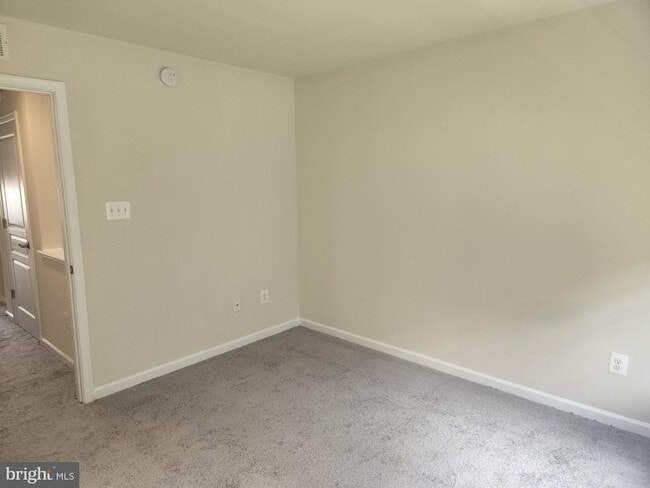Building Photo - 23074 Foxglove Way