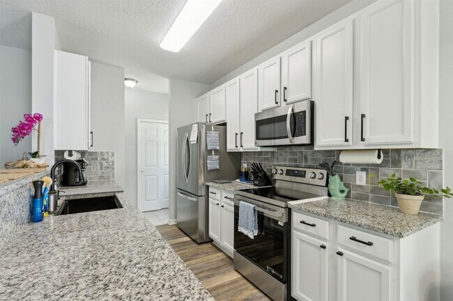 Building Photo - 95152 Cypress Trail