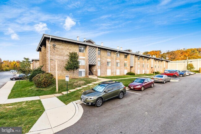 Building Photo - 559 Wilson Bridge Dr