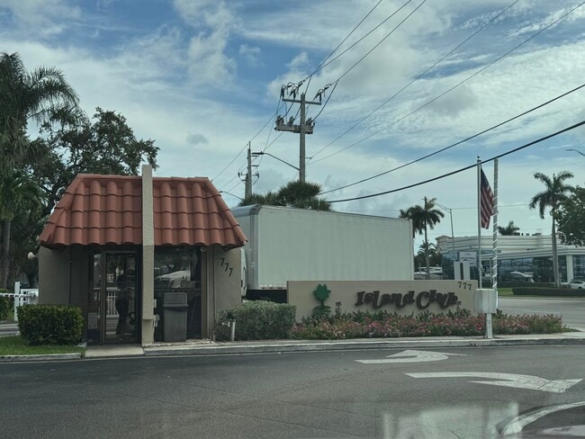 Building Photo - 777 S Federal Hwy