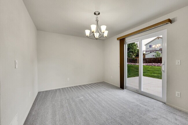 Building Photo - $2,800 - 4 Bed, 3.5 Bath Home in CO Spring...