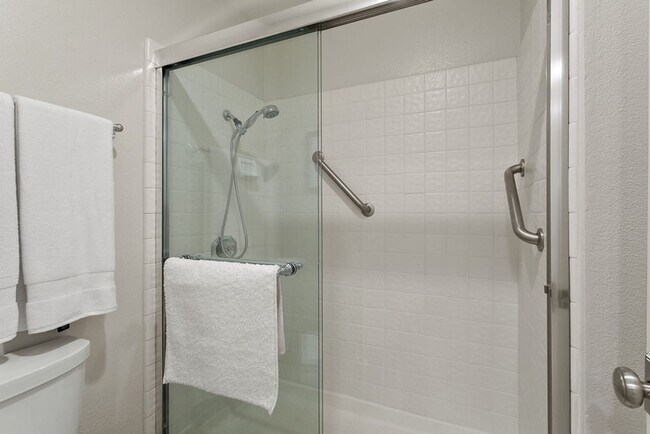 Building Photo - Beautiful Furnished Home in Seaside Villas Near Doheny Beach!