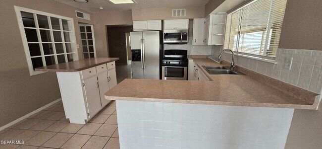 Building Photo - 9332 Hudson Way