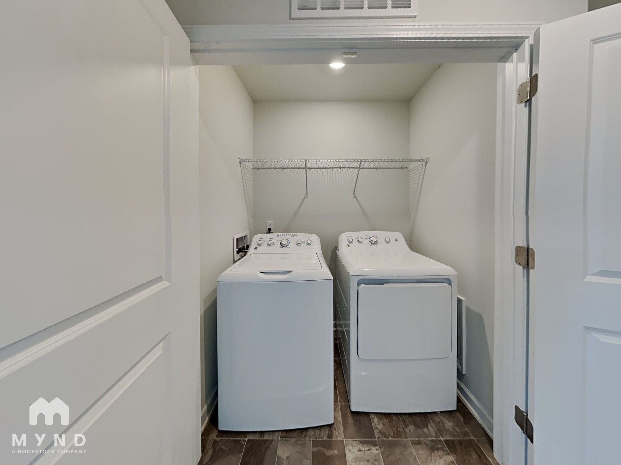 Building Photo - 6043 Kayton St