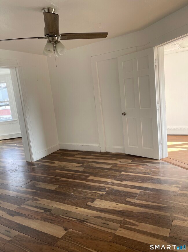 Building Photo - 85 Franklin St