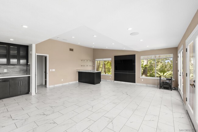 Building Photo - 6518 Monte Fuego