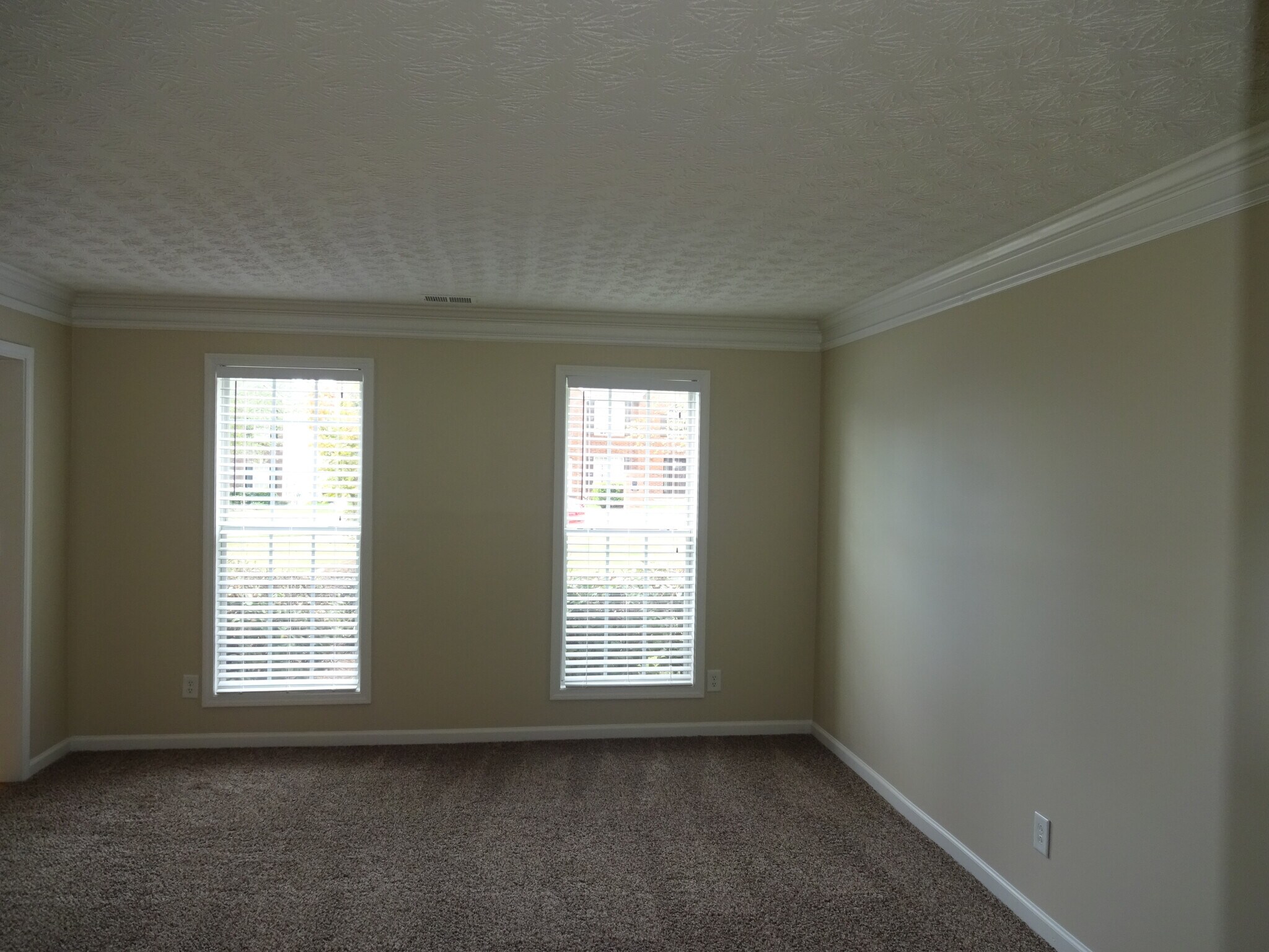 Building Photo - 1311 Aberdare Dr