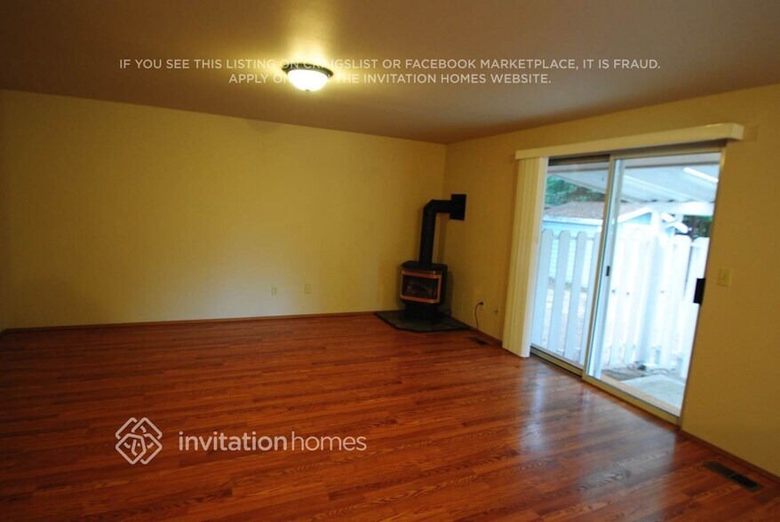 Building Photo - 11211 152nd St E