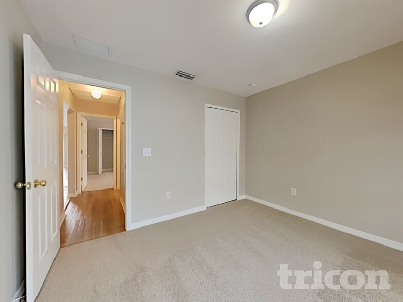 Building Photo - 12010 Hampshire Field Ct