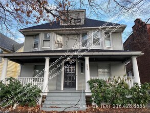 Building Photo - 1549 E 118th St