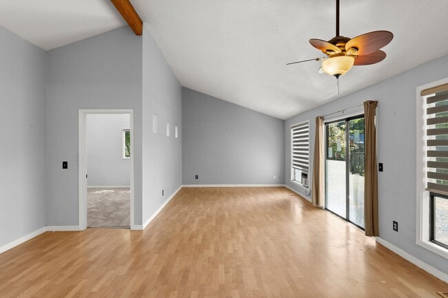 Building Photo - Contemporary One-Level 2 Bed/1 Bath Tranquil Retreat