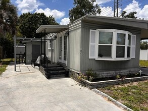 Building Photo - 2291 E Bay Dr