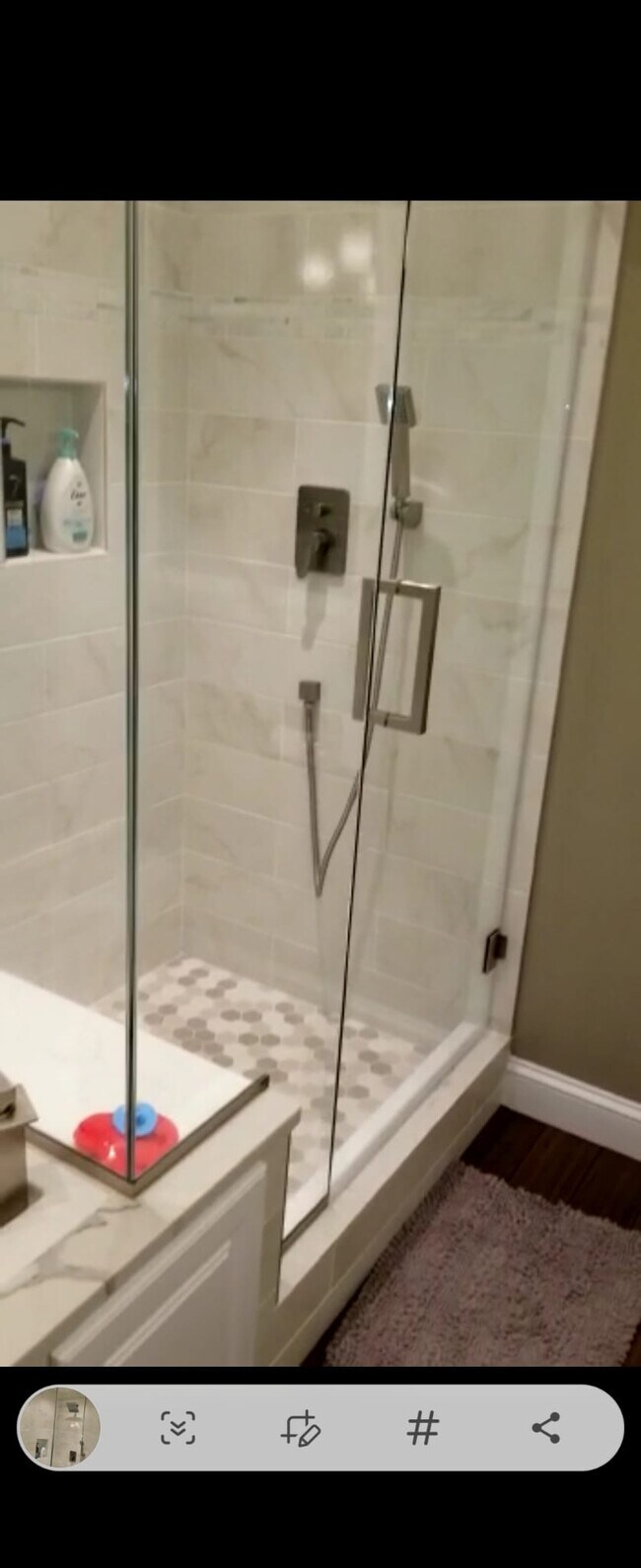 MAIN BATHROOM - 15 Overland Ave