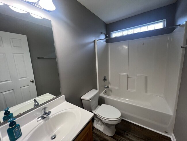 Building Photo - Conway - 3 Bedroom / 2 Bathroom House