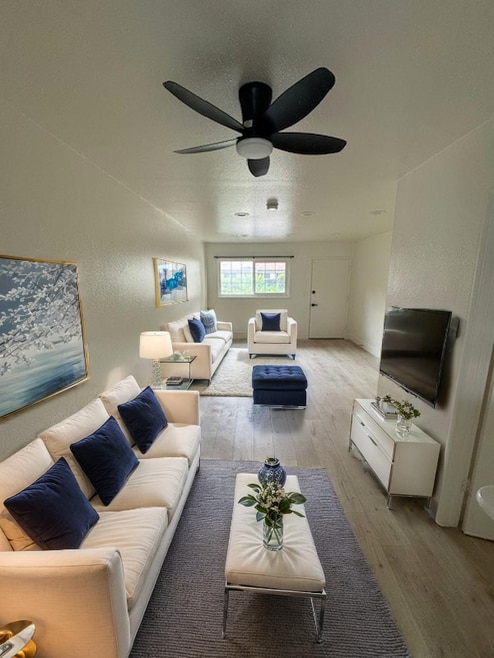 Building Photo - 9671 Maureen Dr