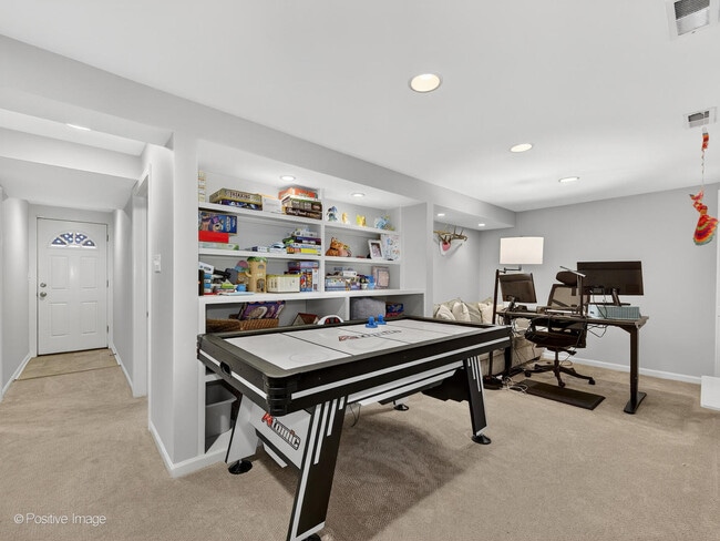 Building Photo - 4206 Central Ave