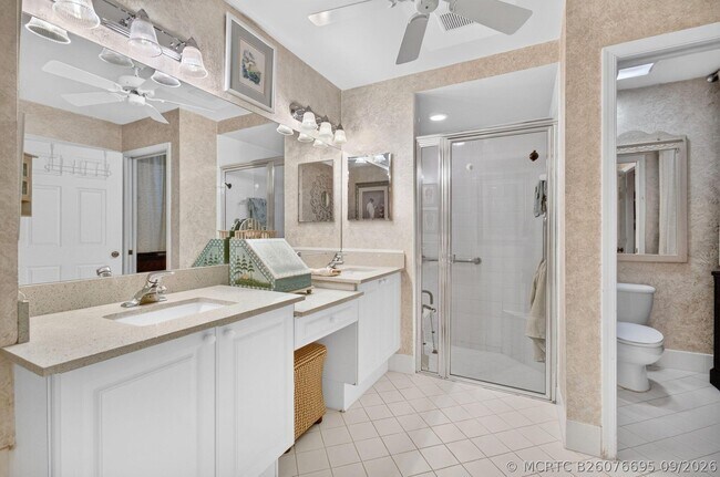 Building Photo - 12418 Crystal Pointe Dr