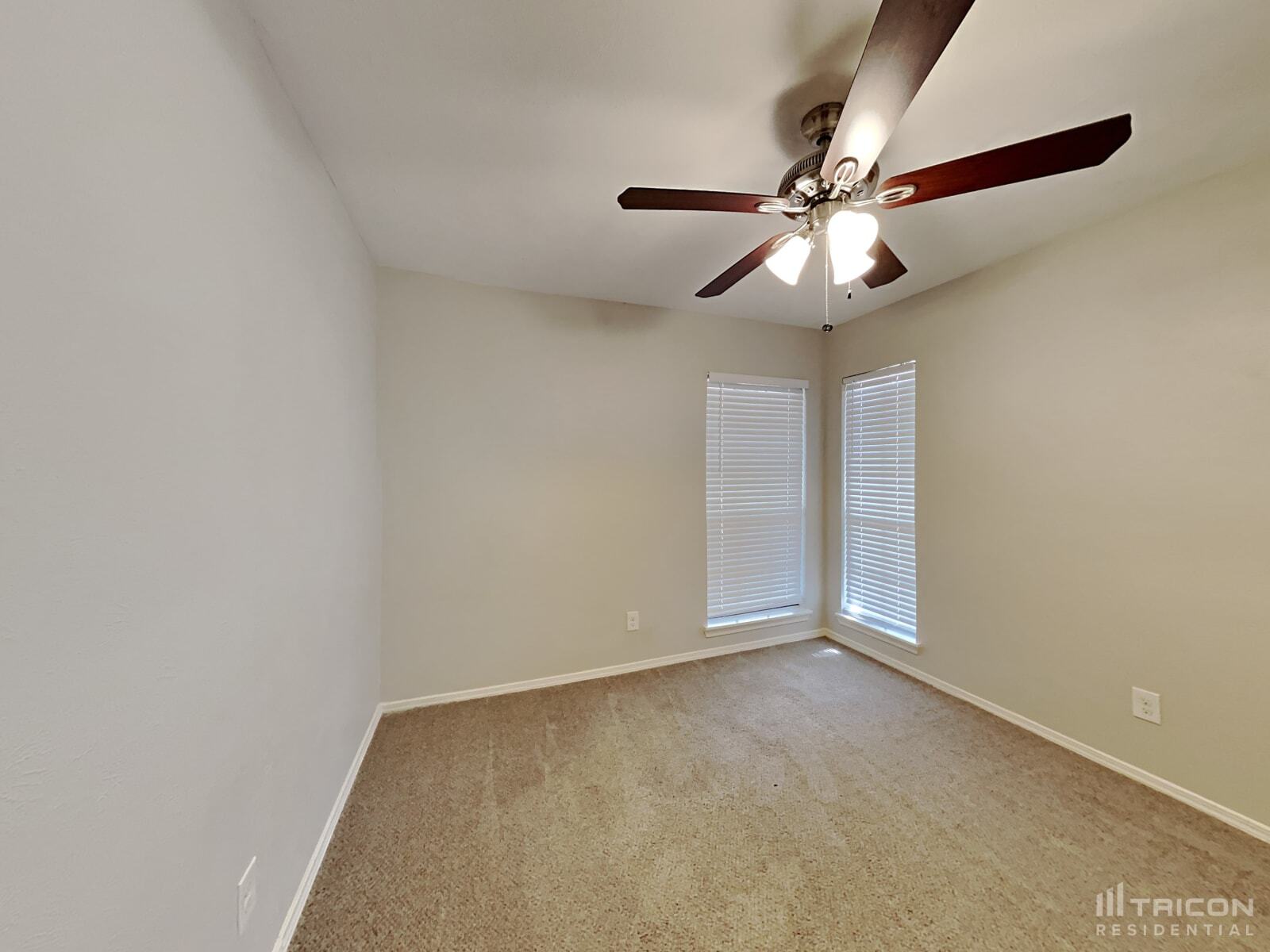 Building Photo - 604 Heritage Hill Dr